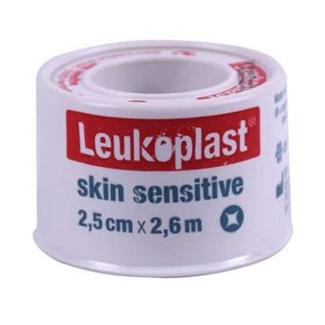 Leukoplast skin sensitive cerotto su rocchetto con massa adesiva in silicone m2,6 x 2,5cm 1 pezzo